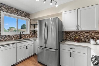 1736 Palm Dr in Fort Collins, CO - Building Photo - Building Photo