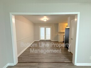 3315 Wiseman Dr in Charlotte, NC - Building Photo - Building Photo