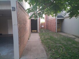 4317 53rd St in Lubbock, TX - Building Photo