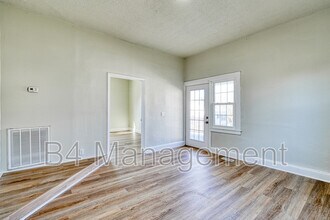 555 W Peachtree St in Woodruff, SC - Building Photo - Building Photo