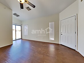 317 E Camino Limon Verde in Sahuarita, AZ - Building Photo - Building Photo