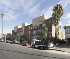 128-134 Mariposa Ave Apartments