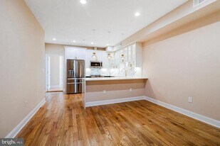 1609 17th St SE in Washington, DC - Building Photo