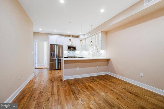 property at 1609 17th St SE