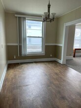 115 S Wisconsin St, Unit Lower Unit in Elkhorn, WI - Foto de edificio - Building Photo