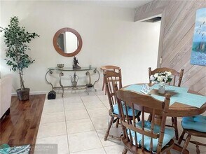 3000 N Palm Aire Dr in Pompano Beach, FL - Building Photo - Building Photo