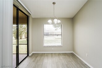 2805 NW 24th Pl in Cape Coral, FL - Foto de edificio - Building Photo