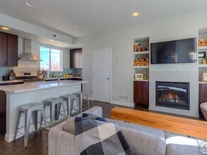 2038 High St in Denver, CO - Foto de edificio - Building Photo