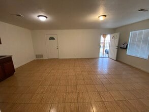 8130 Heather Ave in California City, CA - Building Photo - Building Photo