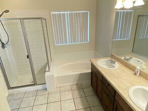 856 Park Walk Ave in Las Vegas, NV - Building Photo - Building Photo