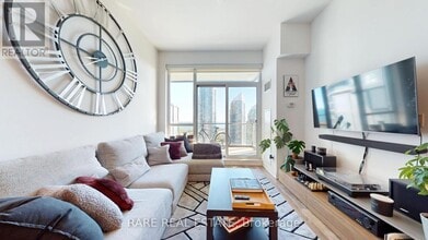 36 Park Lawn Rd in Toronto, ON - Building Photo - Building Photo