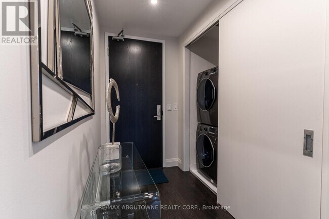 224-1224 King St W in Toronto, ON - Building Photo - Building Photo