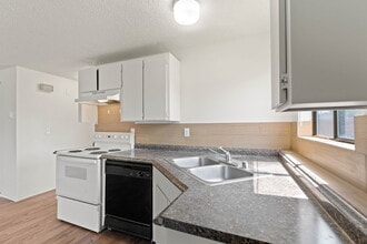 2902 N Stone St in Spokane, WA - Building Photo - Building Photo