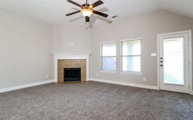 4508 Thorncreek Cir in Red Oak, TX - Building Photo - Building Photo