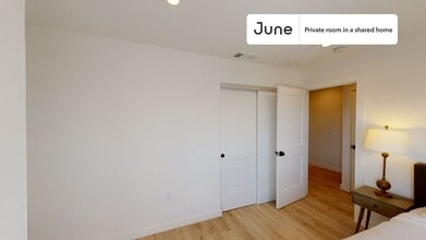 Room in Shared 4 bed/4.5 bath home in Los Angeles, CA - Building Photo - Building Photo