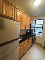 315 E 167th St in Bronx, NY - Building Photo