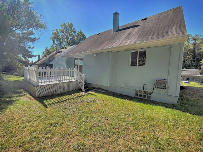 741 Jefferson Rd in Pittsburgh, PA - Building Photo - Building Photo