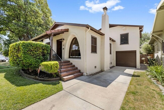 property at 2032 4th Ave