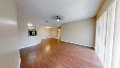 785 Oakleaf Plantation Pkwy in Orange Park, FL - Building Photo - Building Photo