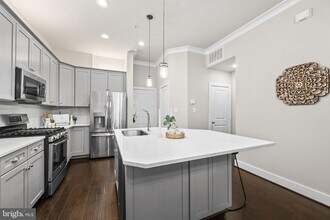 1334 S Quinn St in Arlington, VA - Building Photo - Building Photo