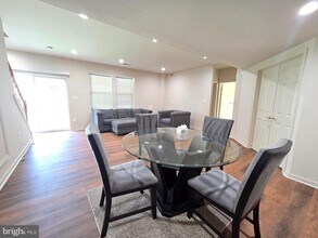 2692 Cast Off Loop in Woodbridge, VA - Building Photo - Building Photo