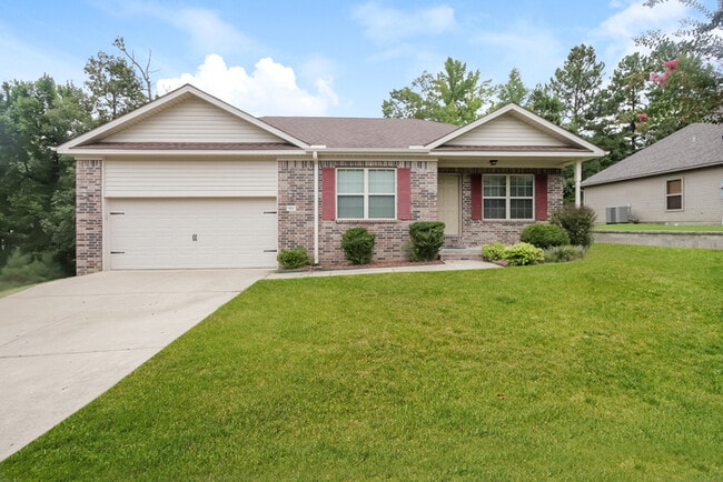 property at 910 James Madison Dr