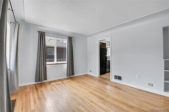 2975 S Logan St in Englewood, CO - Building Photo - Building Photo