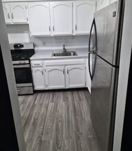 1500 Robin Cir in Hoffman Estates, IL - Building Photo - Building Photo