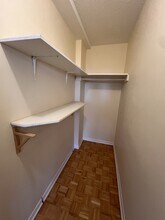 345 Laurier Ave E in Ottawa, ON - Building Photo - Building Photo