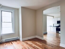 82 Water St in Torrington, CT - Building Photo