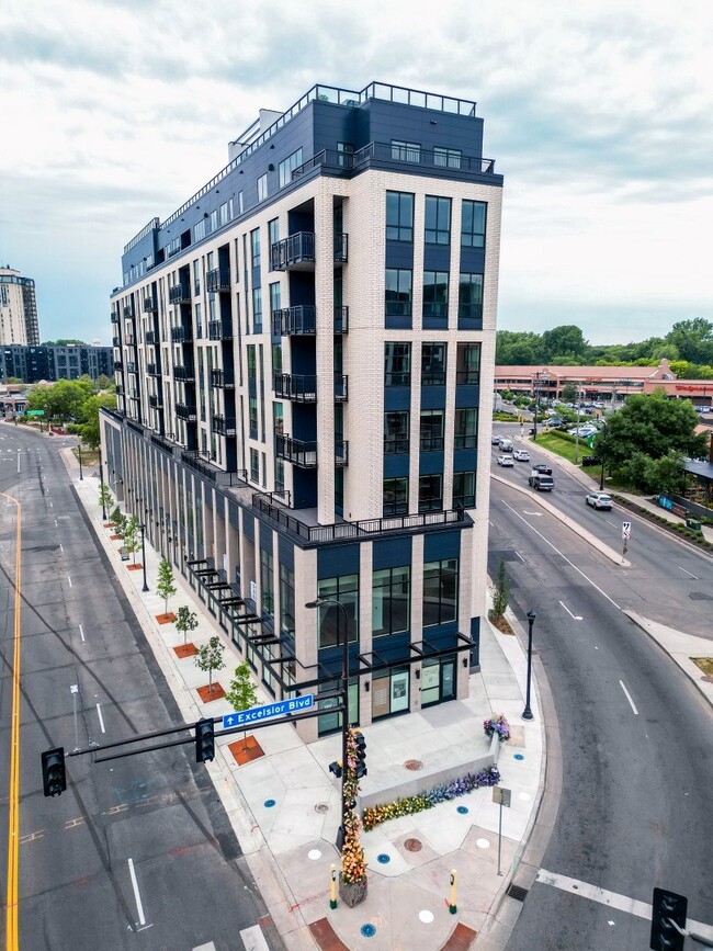 Waterbury House in Minneapolis, MN - Foto de edificio - Building Photo