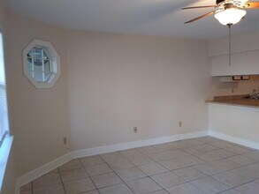 1000 N Duval St in Tallahassee, FL - Building Photo - Building Photo