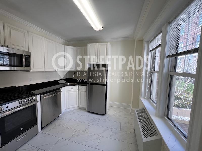 24 Chauncy St in Cambridge, MA - Foto de edificio