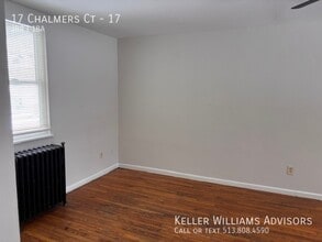17 Chalmers Ct in Cincinnati, OH - Building Photo - Building Photo
