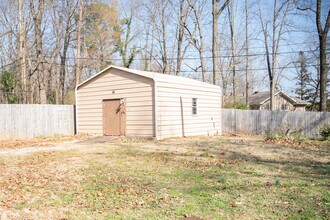 9245 Summit Dr in Birmingham, AL - Building Photo - Building Photo