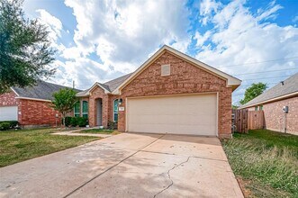 514 Heatherton Hill Dr in Rosenberg, TX - Foto de edificio - Building Photo