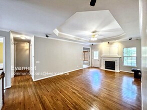 205 Camellia Dr in Chelsea, AL - Building Photo - Building Photo