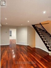 3819 Allcroft Rd in Mississauga, ON - Building Photo - Building Photo