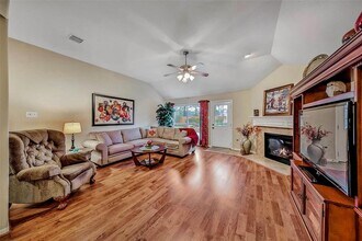 15110 Greenhaven Lake Ln in Cypress, TX - Foto de edificio - Building Photo