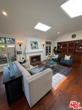 309 Crescent Dr in Beverly Hills, CA - Building Photo - Building Photo