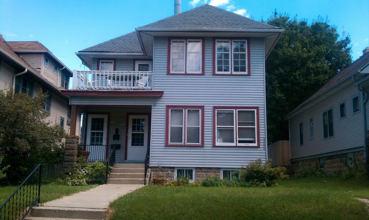 3468 N Cramer St in Milwaukee, WI - Foto de edificio
