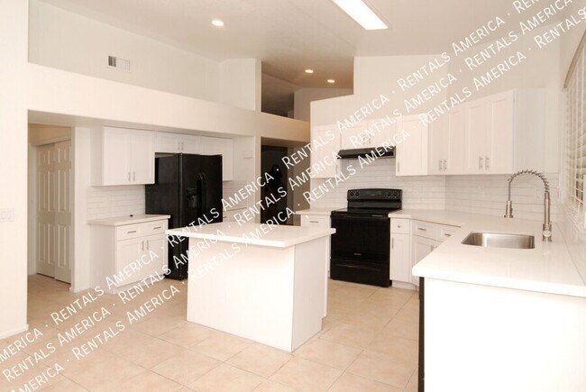 6769 W Tonto Dr in Glendale, AZ - Building Photo - Building Photo