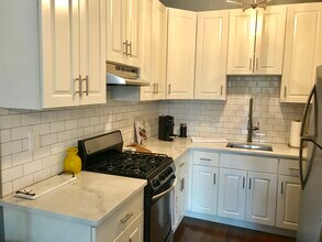 79 Mount Vernon St, Unit 1 in Boston, MA - Building Photo - Building Photo