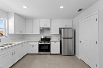 664 Marrs Ave in Brownsville, TX - Building Photo - Building Photo