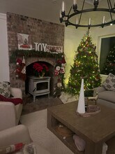 5610 41st Ave E in Tacoma, WA - Building Photo - Building Photo