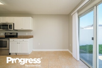 10506 Early Light Ct in Riverview, FL - Foto de edificio - Building Photo