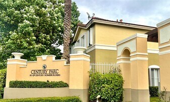 8970 W Flagler St in Miami, FL - Building Photo