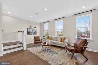 11 Hedley Ln in Hatboro, PA - Building Photo - Building Photo