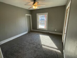 429 Shirley St NE, Unit 1 in Grand Rapids, MI - Building Photo - Building Photo
