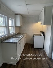 200 E Gay St in Warrensburg, MO - Building Photo - Building Photo